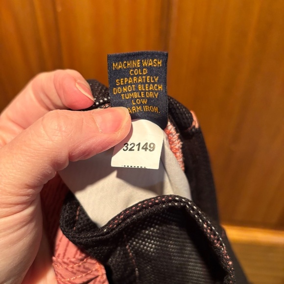 VTG 1946 Men's Performance Shorts in Orange Size 33 - Picture 7 of 7